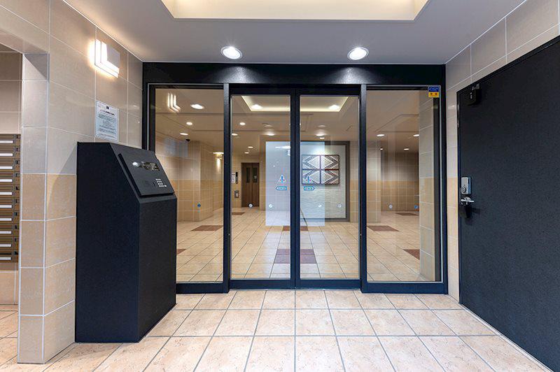 レジディア両国 エントランス