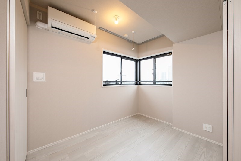 ドゥーエ二子新地4階 寝室