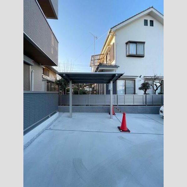 Nanaichi Fiore 駐輪場