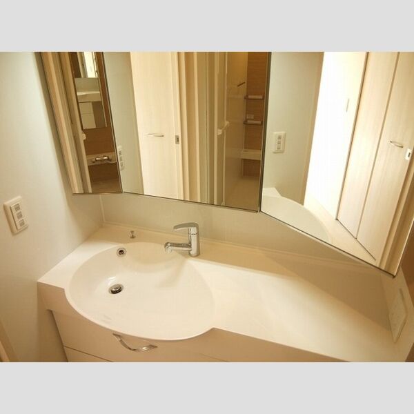 アヴェニール　Ⅰ01号室 洗面