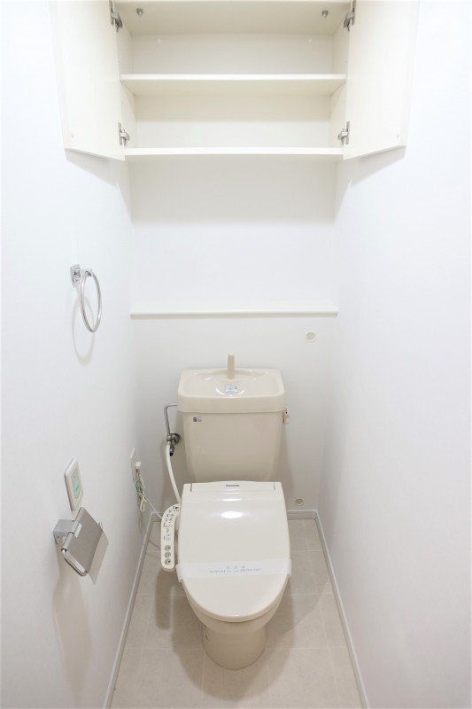 河田町ガーデン１号棟23階 トイレ