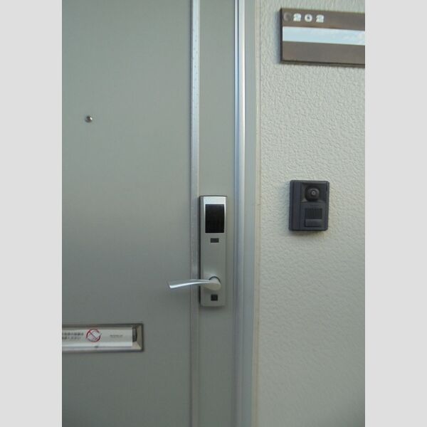 ドルフ北烏山　C C202号室　玄関IC錠