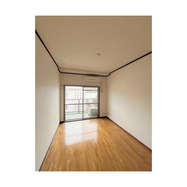 日香苑I リビング