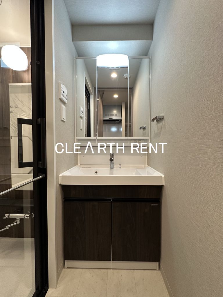 コンシェリア東京 ＜ＨＩＧＡＳＨＩＪＵＪＯ ＲＥＳＩＤＥＮＣＥ4階 人工大理石のカウンター一体型の洗面ボウル