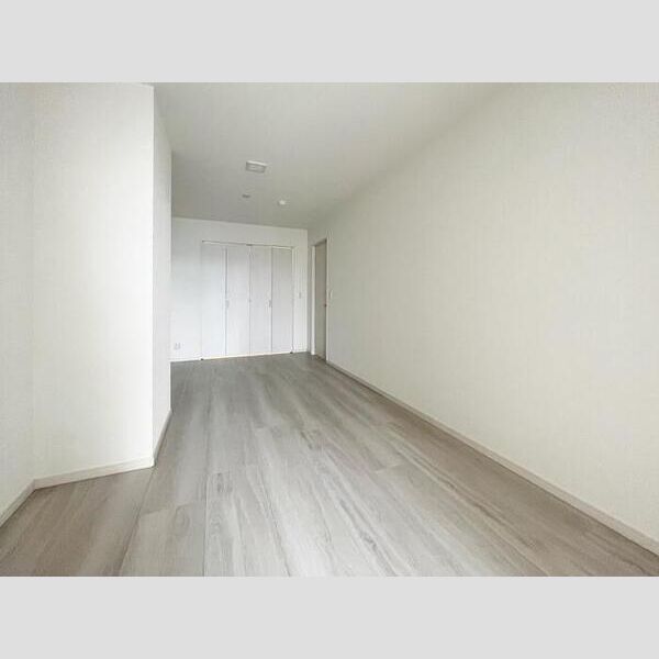 文具ハウスジャンボビル301号室 洋室約9.6帖