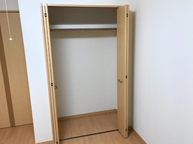 ユニバーサイド00202号室 クローゼット