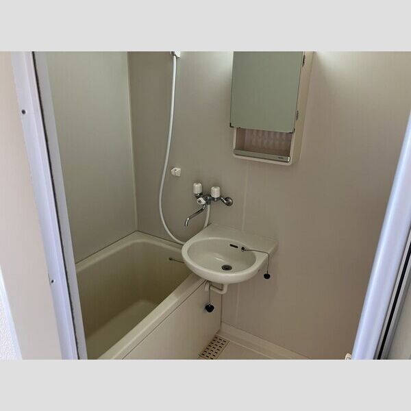 ハイムカメリア203号室 浴室