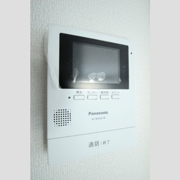ブランシュ品川 101号室モニター付きインターホン