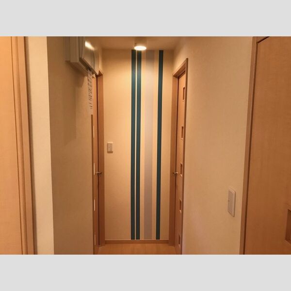 ラフィーネ102号室 廊下