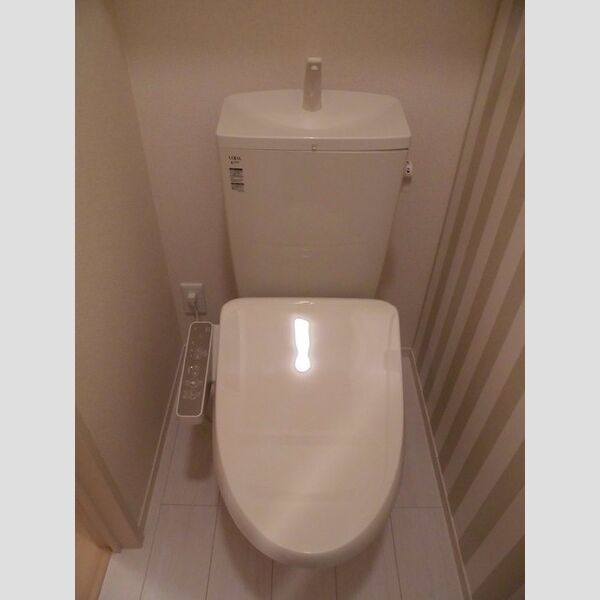 ブリアール　Ⅲ 温水洗浄暖房便座