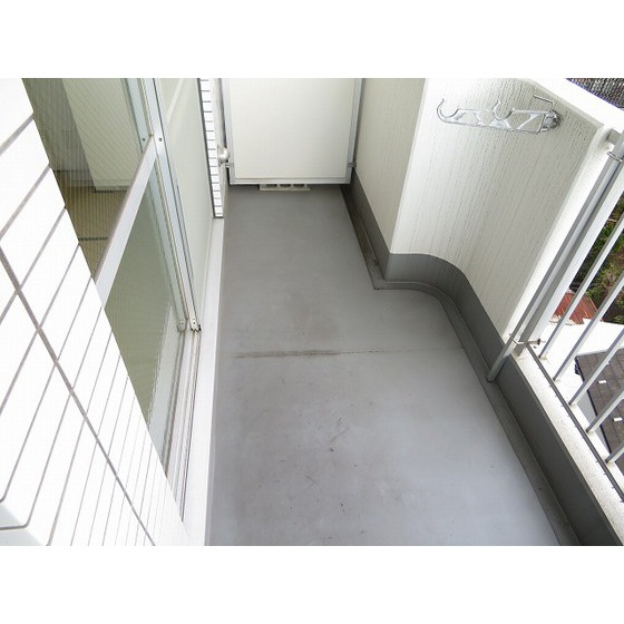 エレガンス綾瀬４0407号室 バルコニー