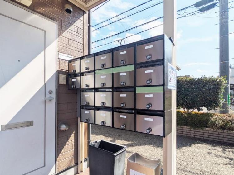 アモルファ アルファ エントランス