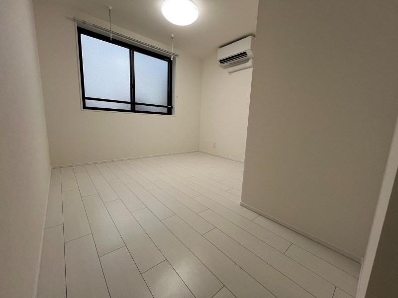 オーブリオン白金4階 リビング