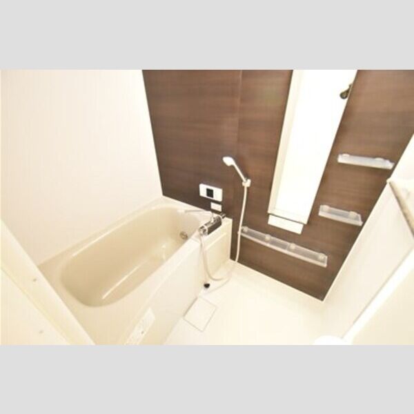 桜アベニュー105号室 バス