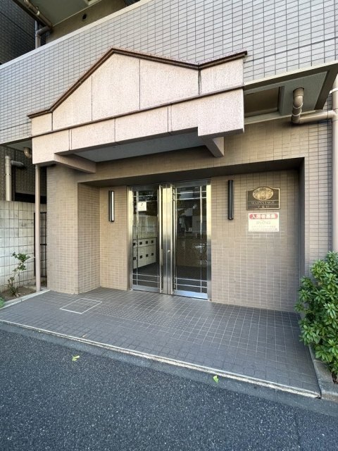 メインステージ早稲田 エントランス