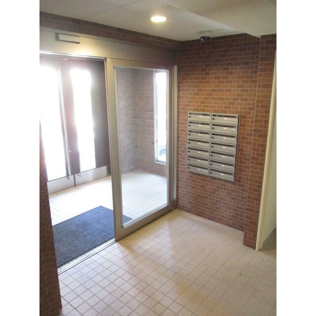 アゼリア鎌倉 エントランス