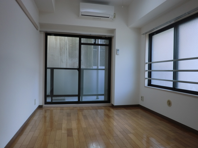 グランディオール白楽0207号室 角部屋♪