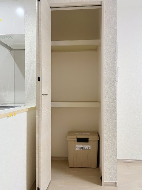 グラン徳丸2階 収納