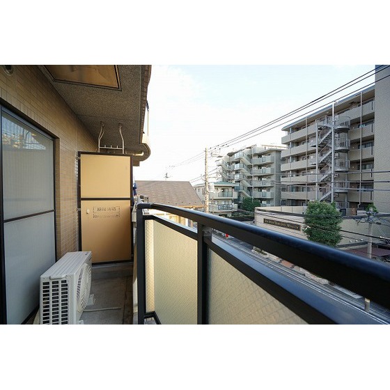 ポポラーレ壱番館0301号室 バルコニー