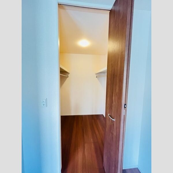 ティーロワ湘南 ウォークインクローゼット