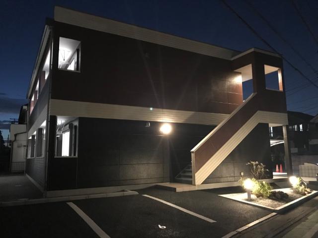 レスポワールⅡ 外観写真（夜）