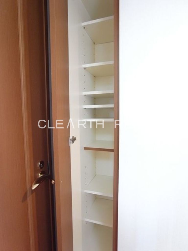 菱和パレス高輪タワー ★便利な収納スペース★