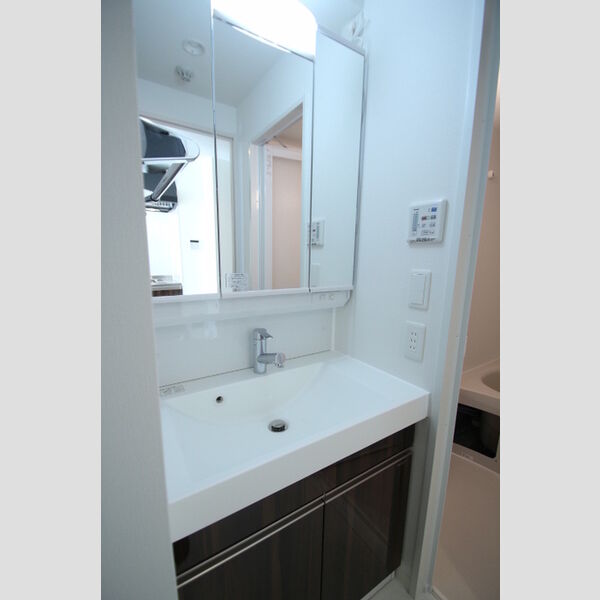 セントオハナ立川 洗髪洗面化粧台