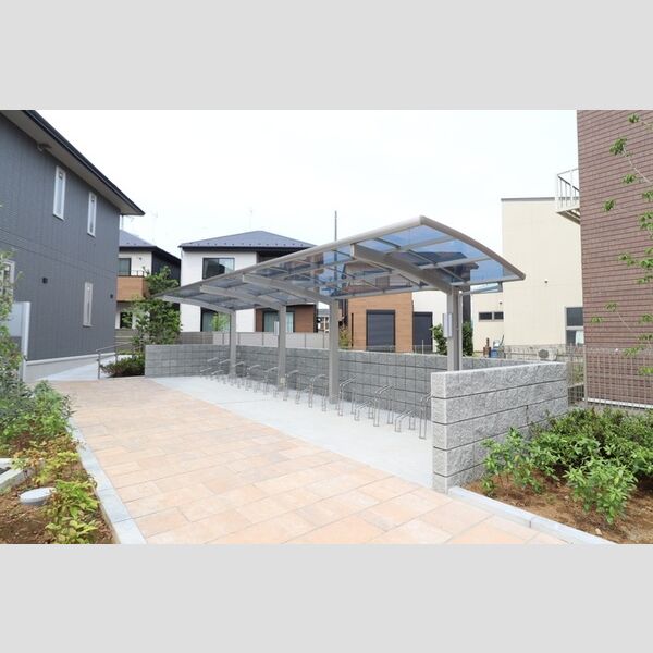 ピースウッド　Ⅰ106号室 駐輪場