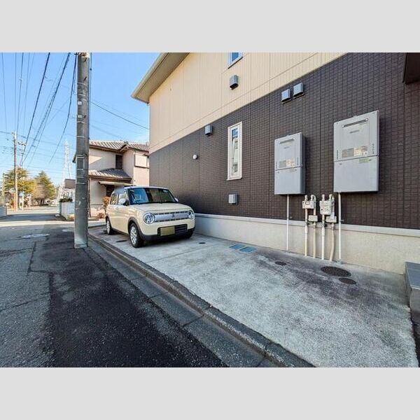 グラン・カオル 駐車場