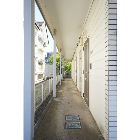 ディアコート町田0201号室 共用廊下