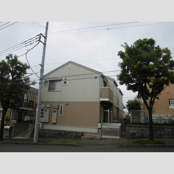 フロレスタ201号室 建物外観