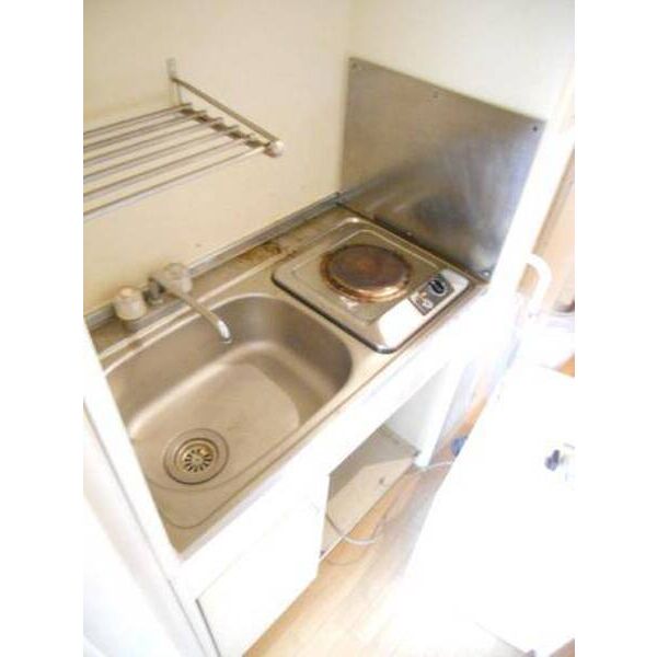 ゼフィランサス五香 キッチン