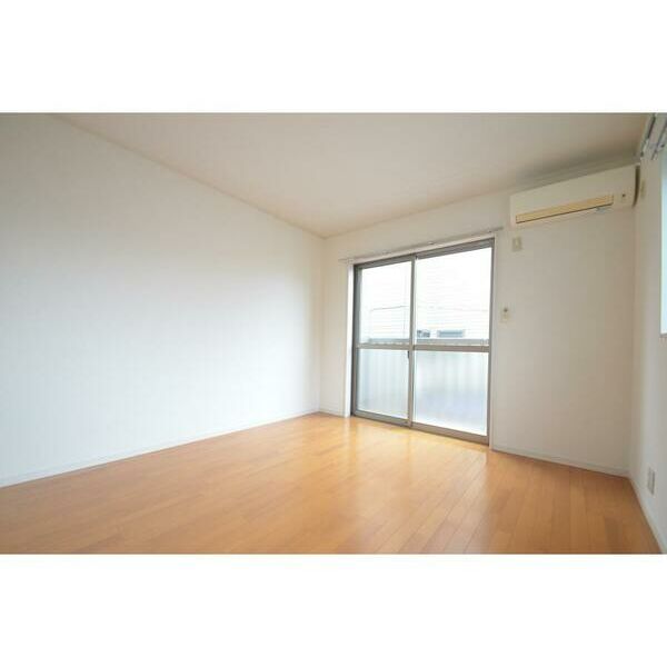 メゾン太陽II リビング