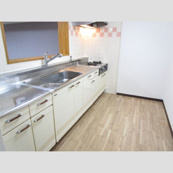 グランフィールド行徳 対面式2口ガスコンロ付システムキッチン