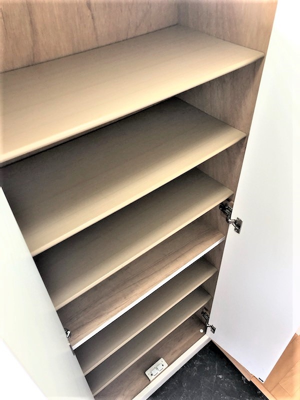 レオパレスガーデンハウス　Ｗ204号室 シューズボックス