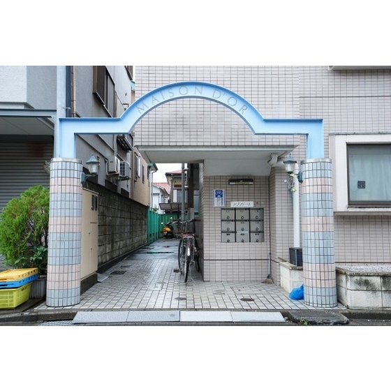 メゾンドール0202号室 エントランス