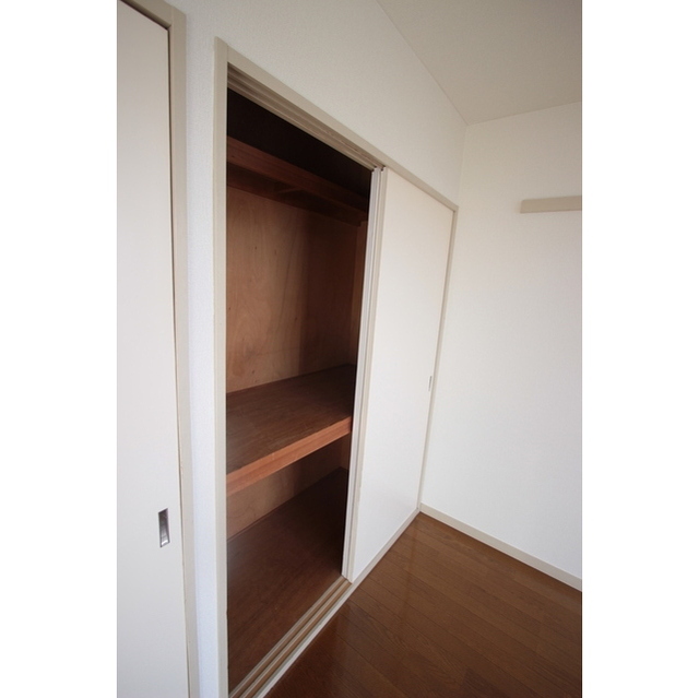 ステラコート303号室 内観