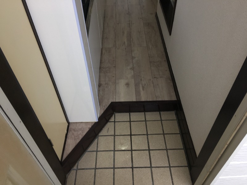 αNEXTビックフィールド2階 玄関