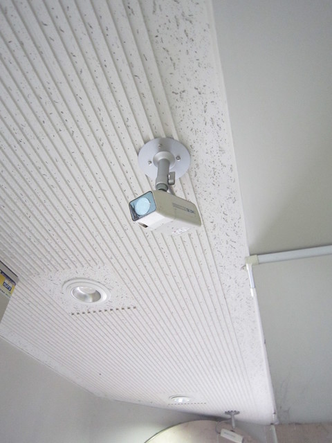 リヴェール湘南0703号室 エントランス付近に防犯カメラ3基設置（2018.9.27～）