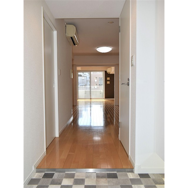 ルクレ新川レジデンス 内観