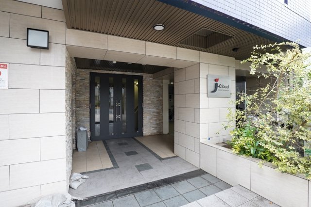 ジェー・クラウド中野南台 エントランス