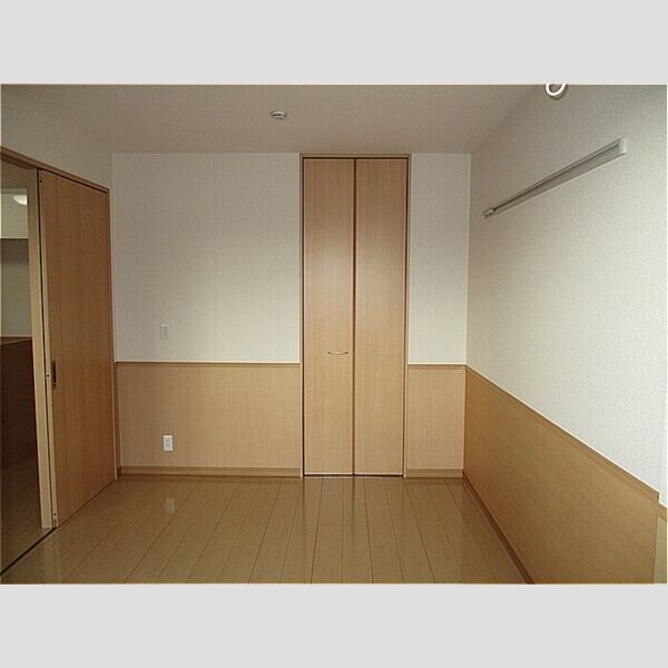 グラシアス202号室 洋室