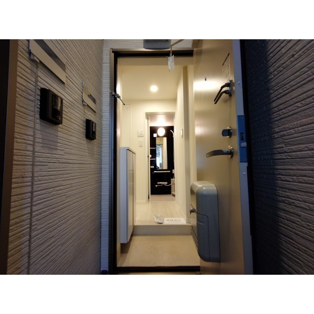 アーヴェル松見町 玄関