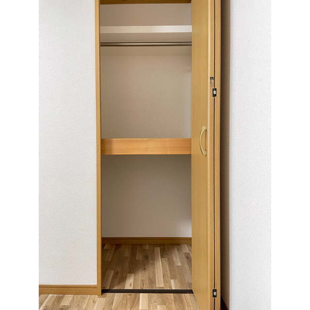 アジュール湘南 ☆クローゼット