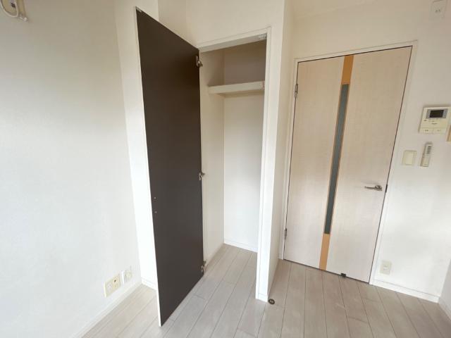 アンビシャス千葉城前502号室 DK収納