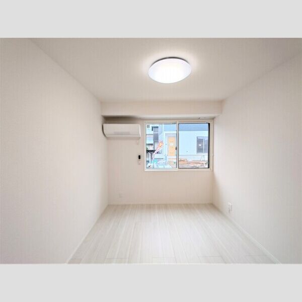 パーシモン グレイス102号室 洋室6帖