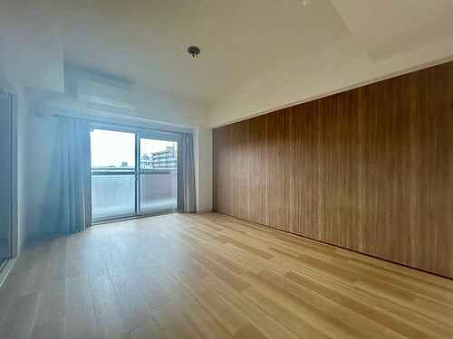 ダイアパレス立石 リビングダイニングキッチン（１１.８畳）（内装後）