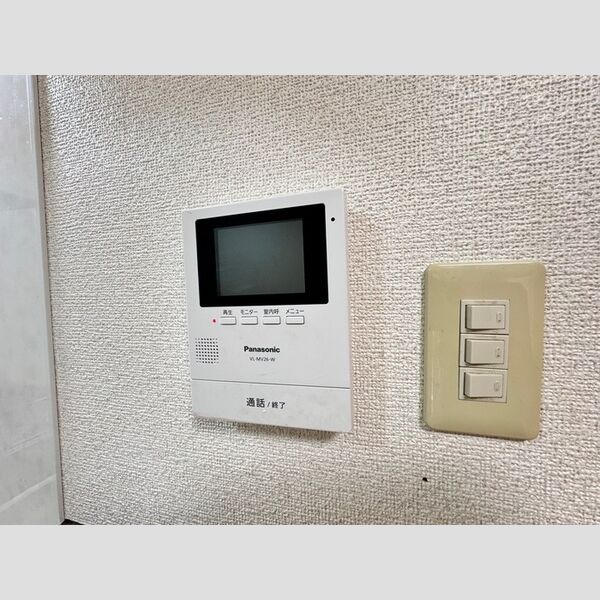コンフォート鵠沼Ⅰ103号室 モニター付きインターホン