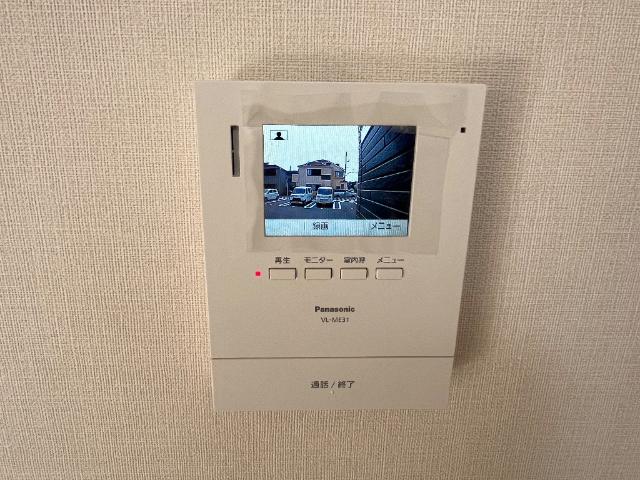 ラーバンコート大宮土屋102号室 カメラ付インターホン