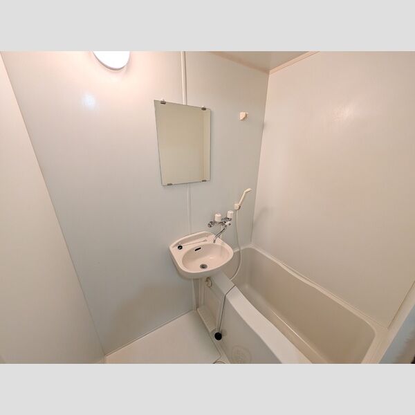 ハイツ岡沢　B202号室 ユニットバス